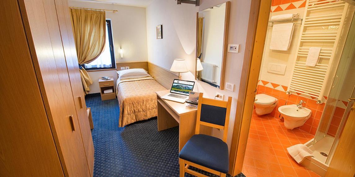 Hotel Cristallo Peio Kamer foto