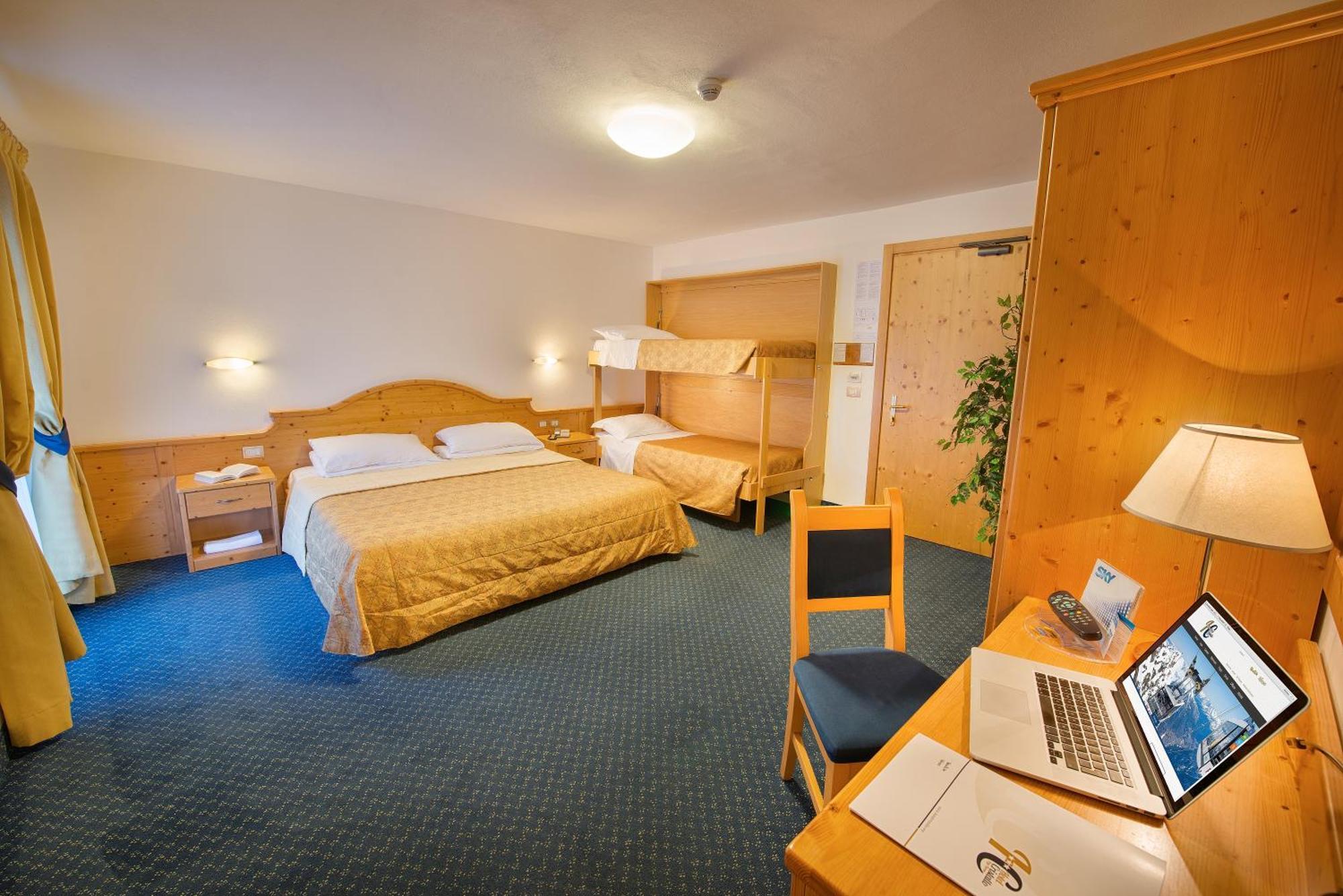 Hotel Cristallo Peio Buitenkant foto