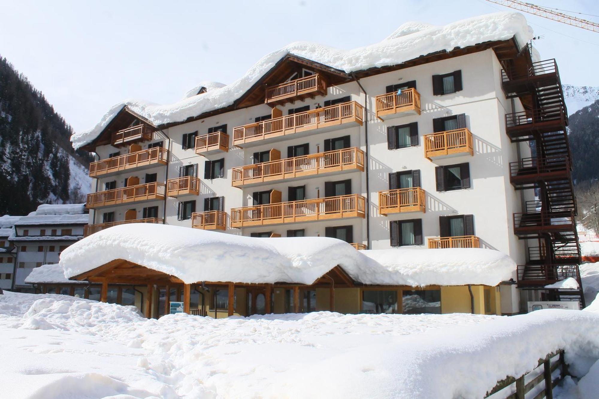 Hotel Cristallo Peio Buitenkant foto