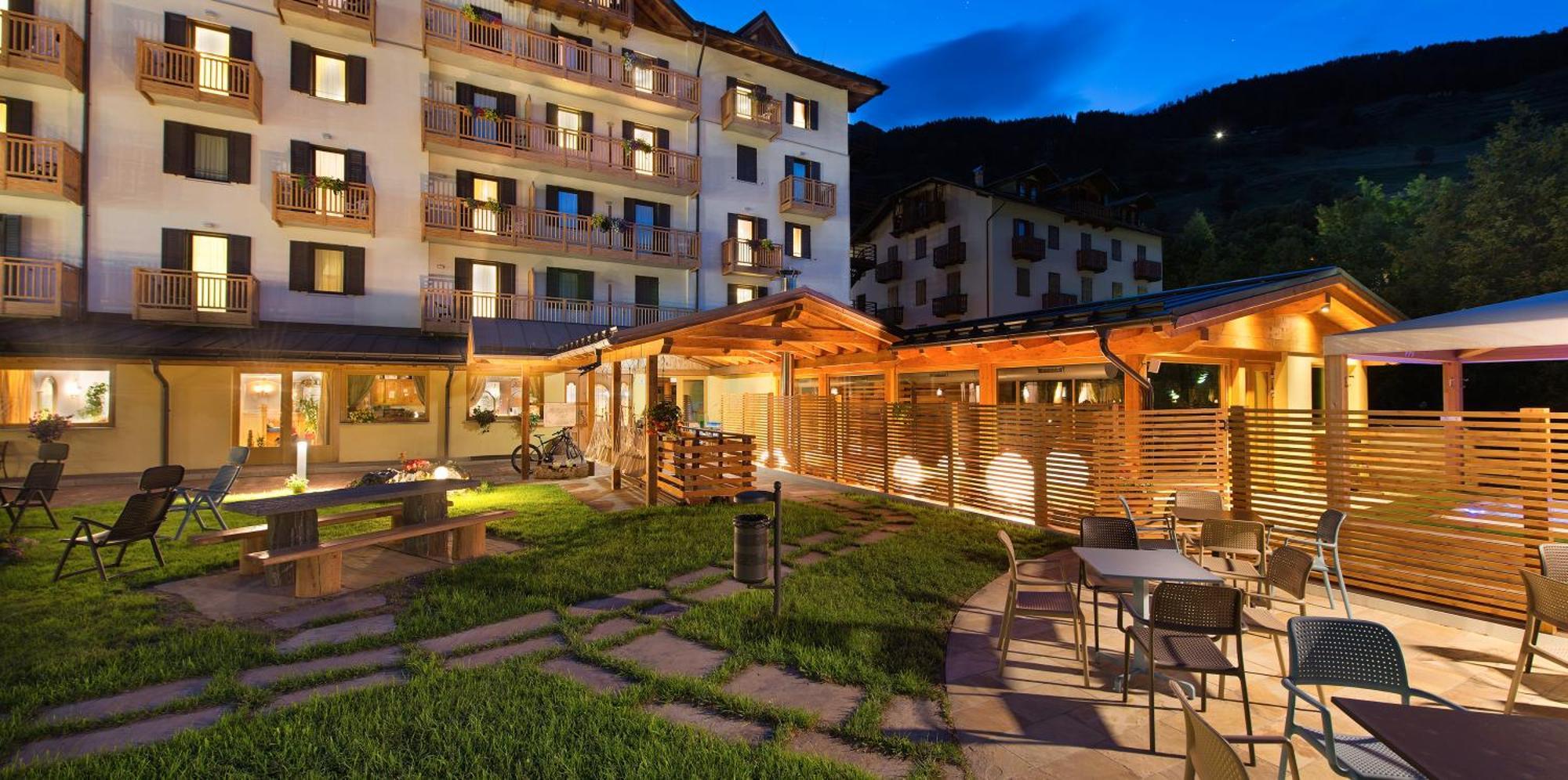 Hotel Cristallo Peio Buitenkant foto